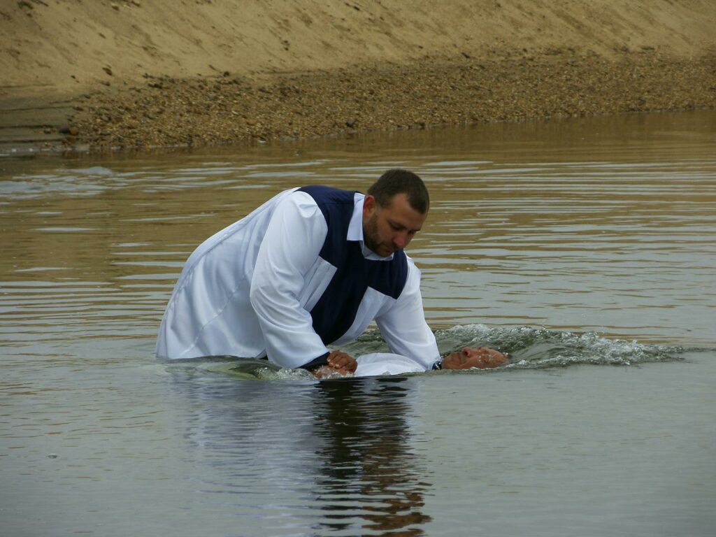 Devocional Batismo - Reprodução Pixabay
